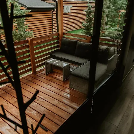 Apartment Woodbox *