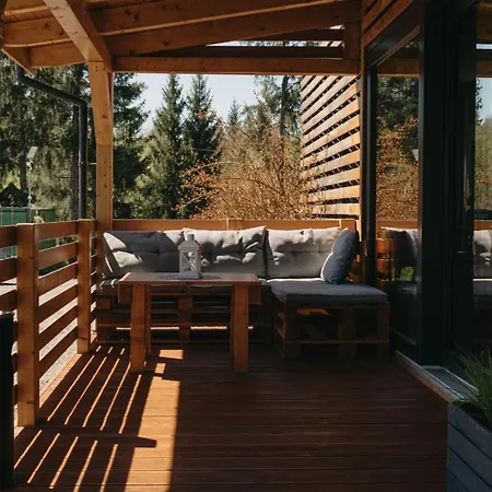 Woodbox Apartment *